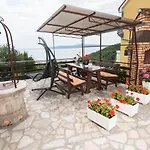 Apartman Alba *